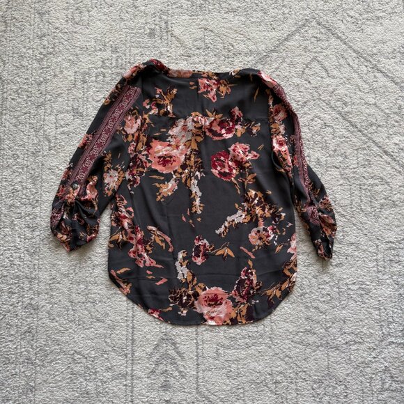 Maurices Size Medium Floral Atwood Blouse - Picture 3 of 6